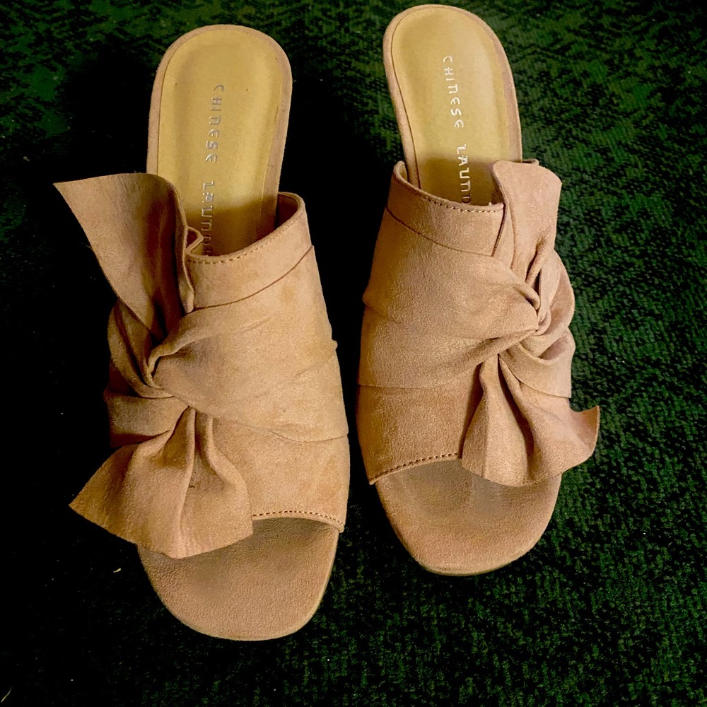 8.5 tan suede heel slides